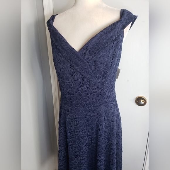 HOMRAIN Dress - Picture 4 of 7